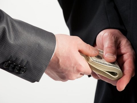 Rüşvət verənlərin işi məhkəməyə göndərilib   