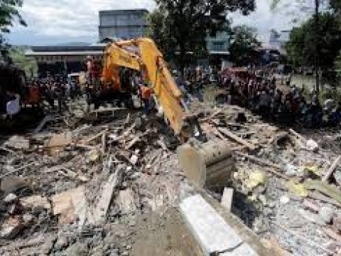 Yeni Qvineyada zəlzələ: 55 &ouml;l&uuml;