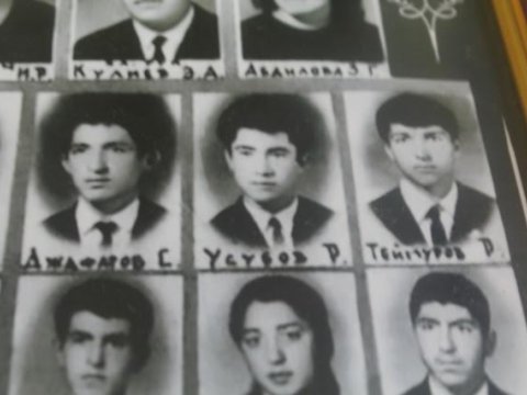 “Ramil Usubov incəsənətə meyilliydi, sonra müəllim işlədi” - Nazirin sinif yoldaşı ilə MÜSAHİBƏ