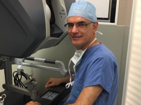 “Azərbaycanlı kişilərdə xərçəng riski çoxdur” - Türk həkimlə MÜSAHİBƏ