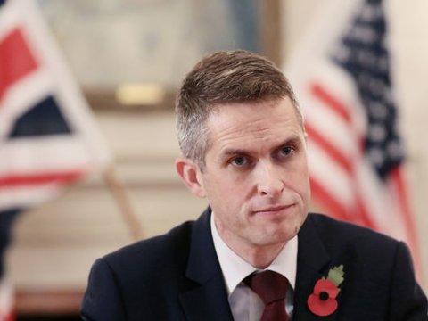 Britaniyanın müdafiə naziri: “Rusiya ağzını yumub sakit durmalıdır”