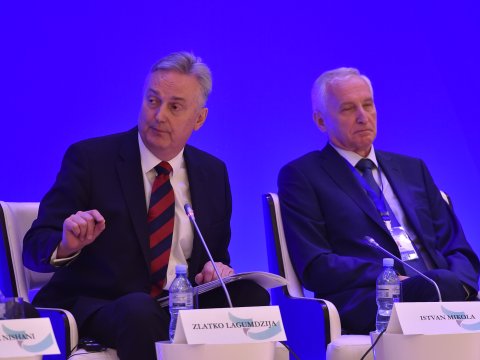 Bakı Forumunda miqrant problemləri ilə bağlı qızğın MÜZAKİRƏ   