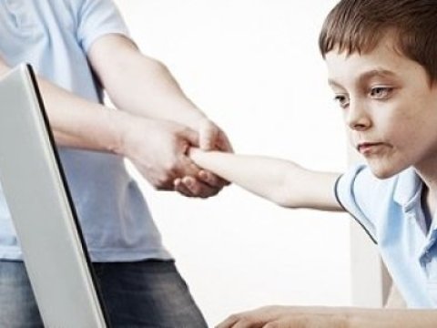 Azərbaycanda uşaqlar üçün zərərli informasiyaların növləri müəyyənləşib 