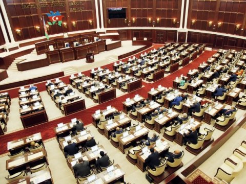 Milli Məclisin aprelin 3-də ke&ccedil;iriləcək iclasının G&Uuml;NDƏLİYİ