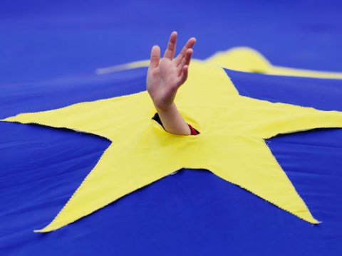 Daha bir Avropa ölkəsi Moskvadakı səfirini geri çağırdı