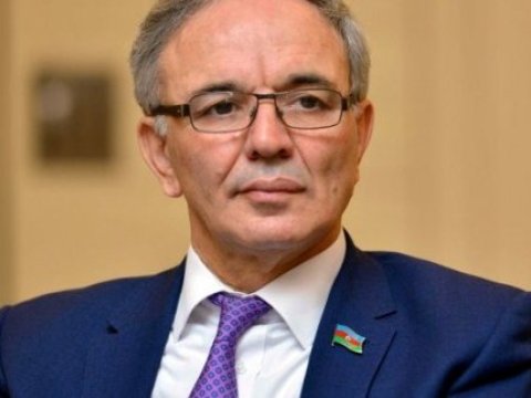 Əflatun Amaşov: “Əminəm AMEA rəhbərliyi institut direktoru barədə ciddi ölçü götürəcək”