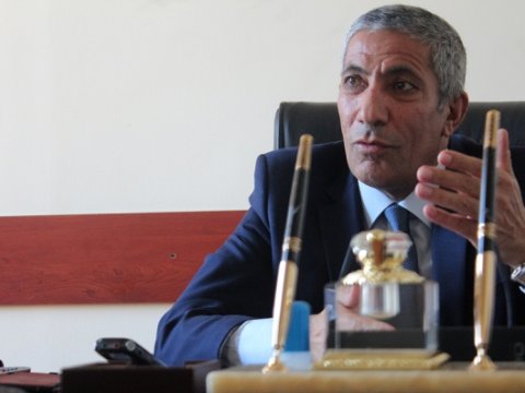 Siyavuş Novruzovdan deputatlara İTTİHAM: “Tərif olanda hamı sıraya düzülür”