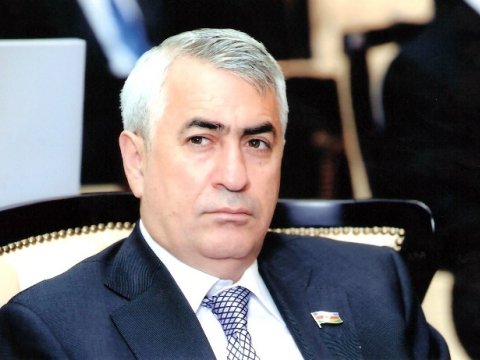 Cavid Qurbanov: “At çapanda at sevinir, ya onu çapan?” - Medal üstündə MÜBAHİSƏ