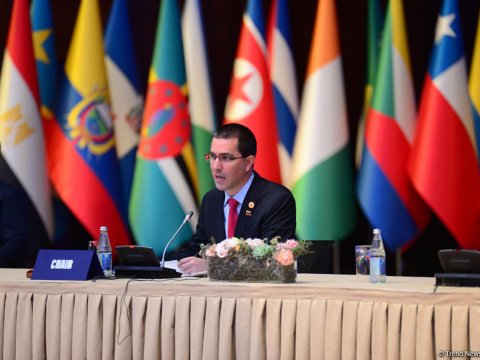 Venesuela XİN rəhbəri Bakıda çağırış etdi