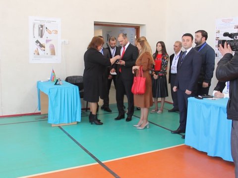 Razi Nurullayev də səs verdi