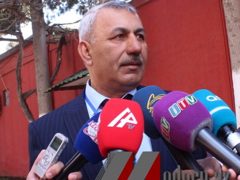 Cəzaçəkmə müəssisələrinin məhkumları səsvermədə - FOTOLAR  