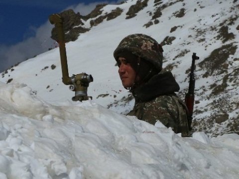 Ermənilərin Murovdağdakı mövqelərindən yeni FOTOLAR