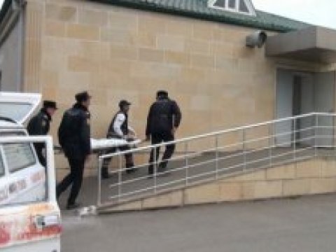 Lənkəranda qadını ərinin sevgilisi &ouml;ld&uuml;rd&uuml;