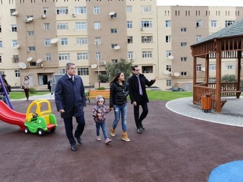 Leyla Əliyeva &ldquo;Bizim həyət&rdquo;in a&ccedil;ılışında &ndash; FOTO