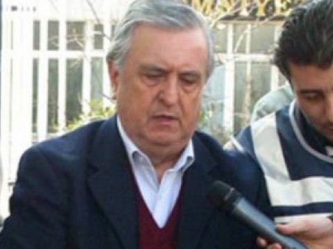 T&uuml;rkiyənin ke&ccedil;miş m&uuml;dafiə naziri bı&ccedil;aqlandı