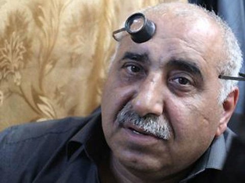 “Deputatların saatı xarab olanda mənə gətirirlər” - SAATSAZ HACI: “O, 40 min manatlıq saat taxır”