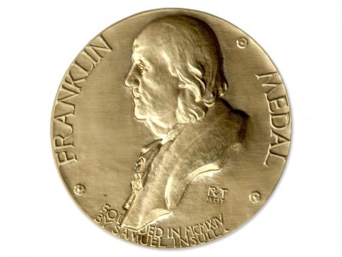 N&uuml;fuzlu elmi m&uuml;kafatın builki laureatlarının adları a&ccedil;ıqlanıb