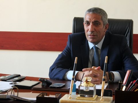 Siyavuş Novruzov yeni baş naziri TƏRİFLƏDİ