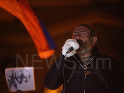 Ermənistan hakimiyyəti Paşinyanı gizlədir