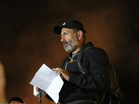 Nikol Paşinyan azadlığa buraxıldı