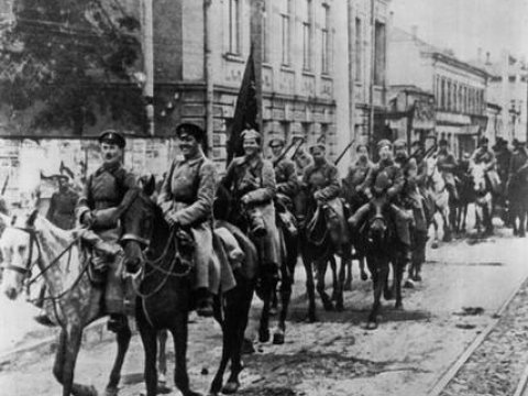 Cümhuriyyət parlamentinin  sonuncu iclası: Zalda ağlayan deputatlar…