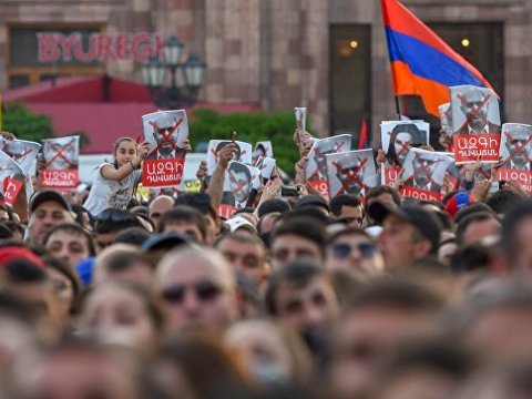 Paşinyan Rusiya və Avropa Birliyinin səfirləri ilə g&ouml;r&uuml;şəcək