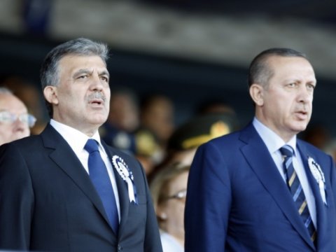 G&uuml;l Ərdoğanla birlikdə nikah şahidi olmaq istəmədi