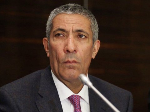 Siyavuş Novruzov hakimiyyəti tənqid edən mühacirlərin Azərbaycana gətirilməsini istədi   