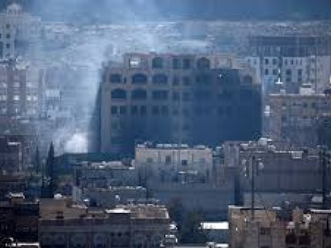 Yəməndə prezident sarayı yerlə-yeksan edildi