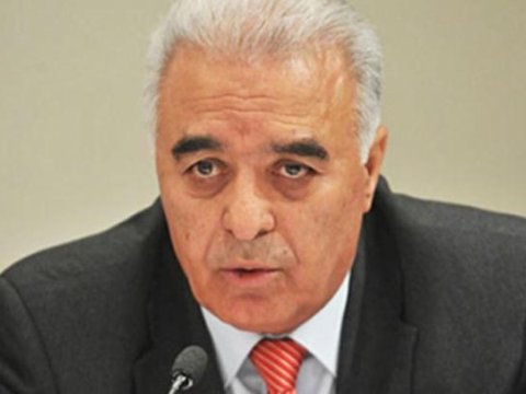 Komitə sədri: “Sadə vətəndaş 300, deputat 10 min manat maaş ala bilməz”   