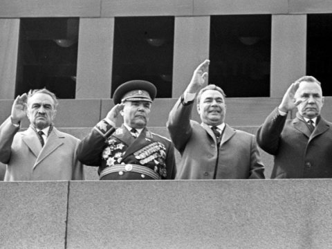  “Yoldaş Jukov, əmr müzakirə olunmur!” - Stalinin QƏLƏBƏ paradı ilə bağlı SON QƏRARI 