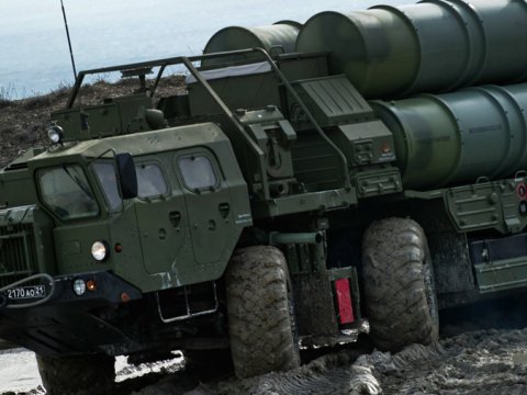 Eyni anda 40 raketi məhv edir... 