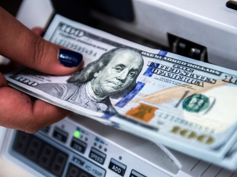 Borclu borclunun sağlığını istər – Növbəti TƏHLÜKƏ