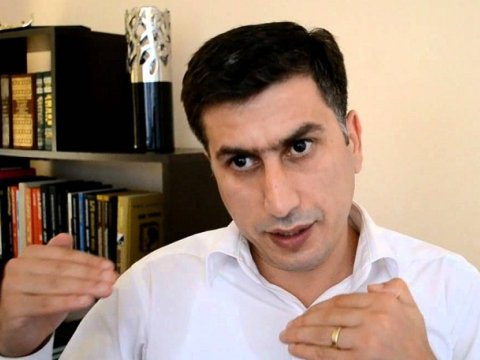 Məşhur psixoloqdan SOS siqnalı: İmtahan ərəfəsində abituriyentləri tək qoymayın!