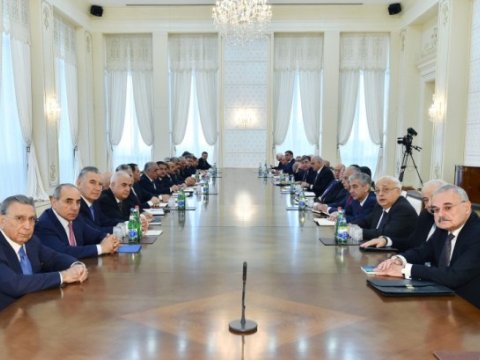 “Vurulan məmurlar” - Eks-nazirlərlə bağlı YANLIŞ DÜŞÜNCƏ  