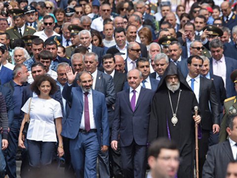 Azərbaycan Paşinyanın vəziyyətini AĞIRLAŞDIRA BİLƏR