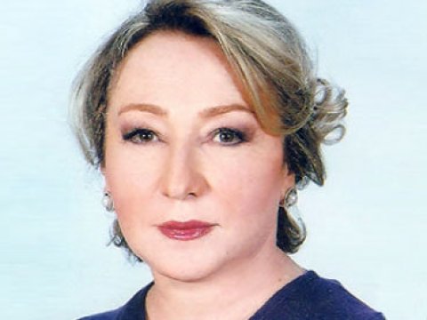 Deputat boşananları QINADI: “Toydan qabaq rəqsə yox, ağbirçək yanına getsinlər”