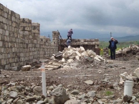 Ermənilər Xocalıda şadlıq evi tikir