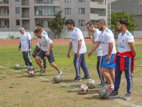 İspaniyalı məşqçi Bakıda təlim keçdi 