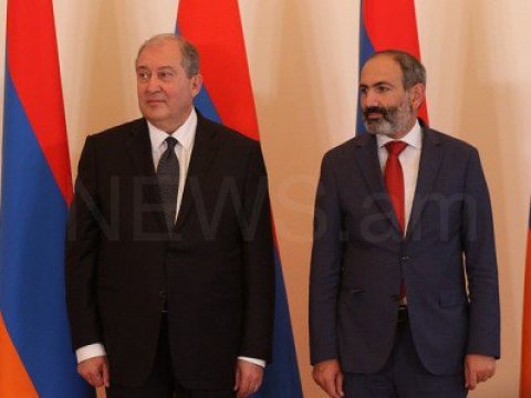 Ermənistan prezidenti və baş naziri G&uuml;rc&uuml;stana gedəcək