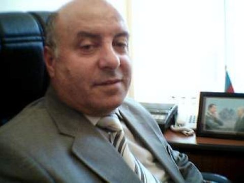 Mətbuata danışan ekspert insult keçirib