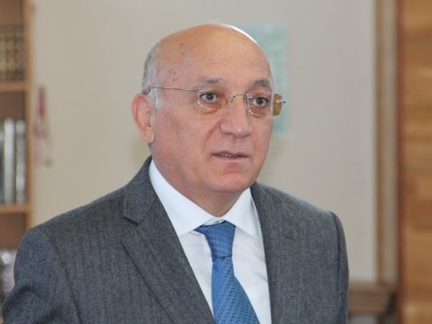 Mübariz Qurbanlıdan məscidlərə azanla bağlı XƏBƏRDARLIQ