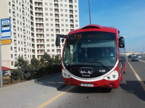 “Gəldilər, baxdılar, getdilər...” - Jurnalistlər binasının sakinləri indi problemin həllini GÖZLƏYİRLƏR