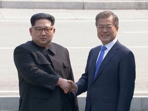 Şimali və Cənubi Koreya s&uuml;lh danışıqlarını bərpa edib