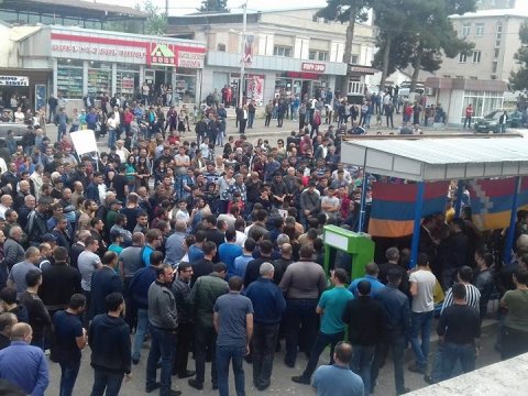 Xankəndində ETİRAZ: Yerli ermənilər ayağa qalxdılar