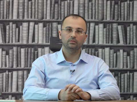 İlahiyyatçının ölkədən getməsinə qadağa qoyulmasının SƏBƏBLƏRİ