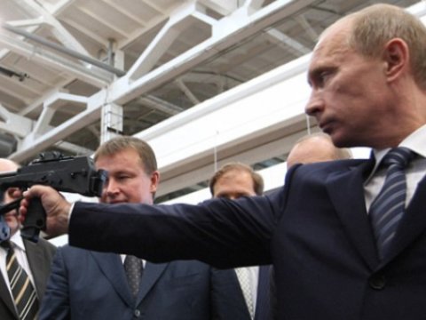 Putin Rusiyanın ən son silahlarından DANIŞDI