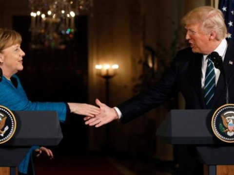 Tramp Merkeli məyus edib
