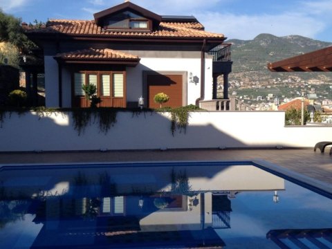 190 azərbaycanlı zəngin Türkiyənin Alanya şəhərində villa alıb - ŞOK QİYMƏTLƏR