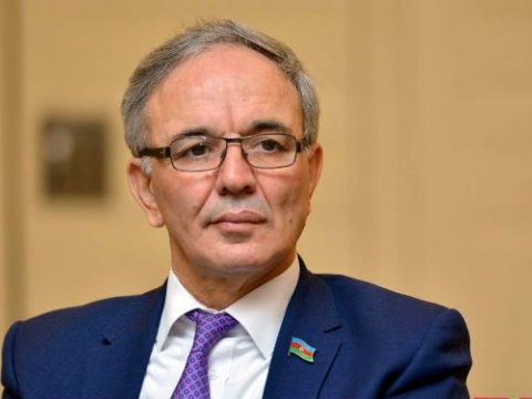 Əflatun Amaşov jurnalisti söyən generala ETİRAZ ETDİ   